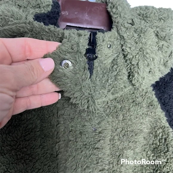 NWT Plush x Revolve Olive & Black Sherpa Zip Up Jacket with Hood - Picture 7 of 12